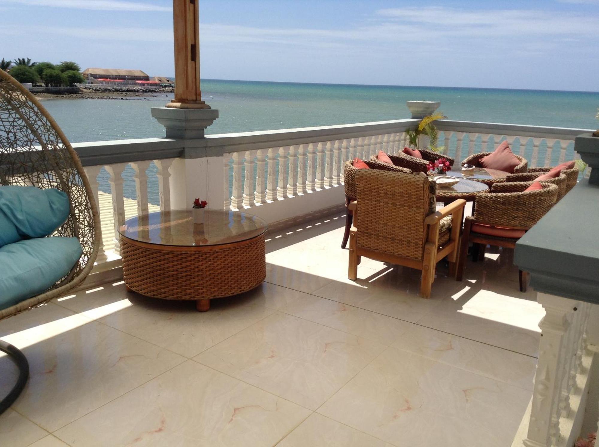 Hotel Residencial Ramire-Tour Benguela 外观 照片