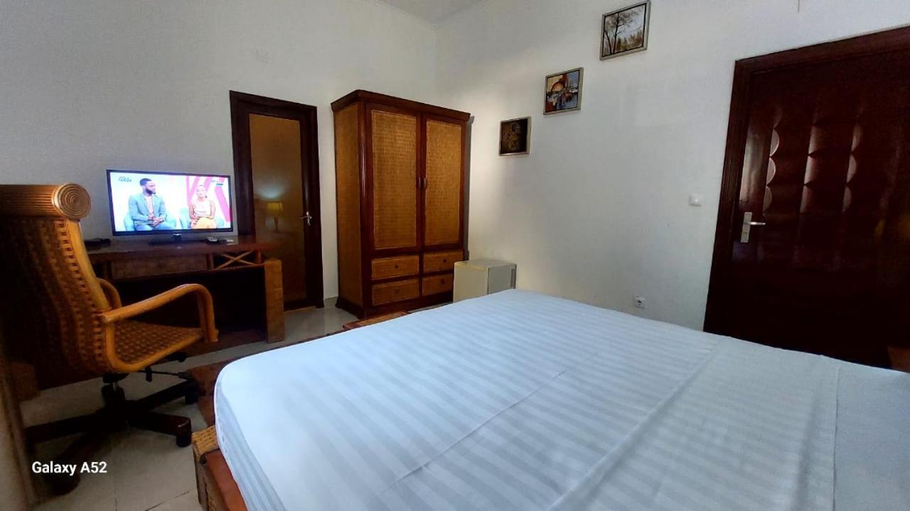 Hotel Residencial Ramire-Tour Benguela 外观 照片