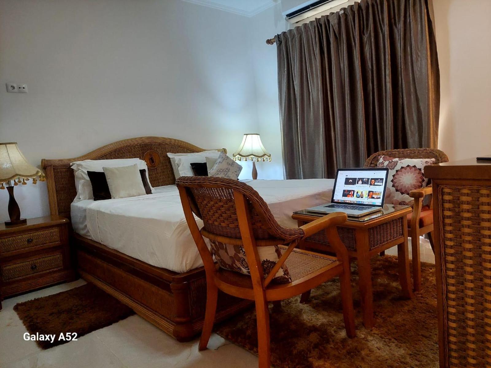 Hotel Residencial Ramire-Tour Benguela 外观 照片